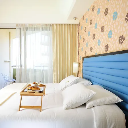 Steris Elegant & Lejlighedshotel