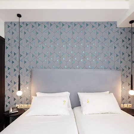 Steris Elegant & Aparthotel