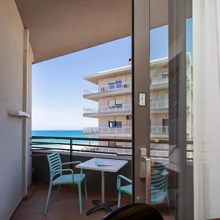 Steris Elegant & Hotel de apartamente