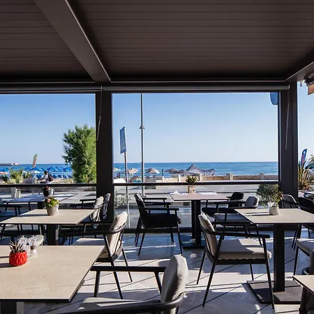 Steris Elegant & Aparthotel